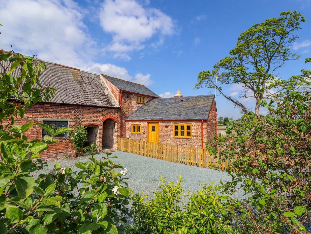 The Tractor Shed Villa Oswestry Eksteriør billede